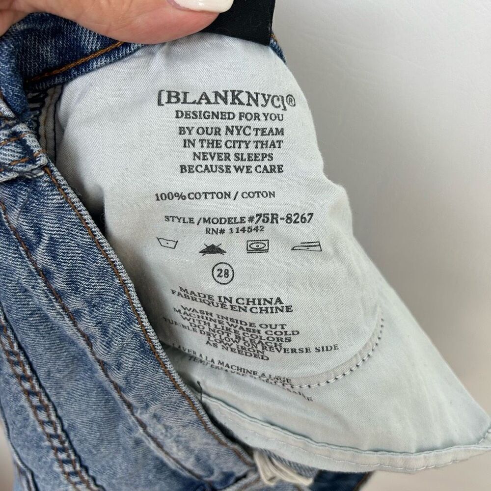 Blank NYC The Barrow Vintage High Rise short blue denim jean Sz 28 distressed - Picture 10 of 10